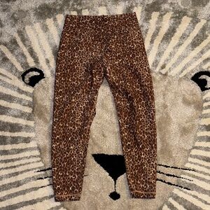 Leopard Print Women’s crossover leggings